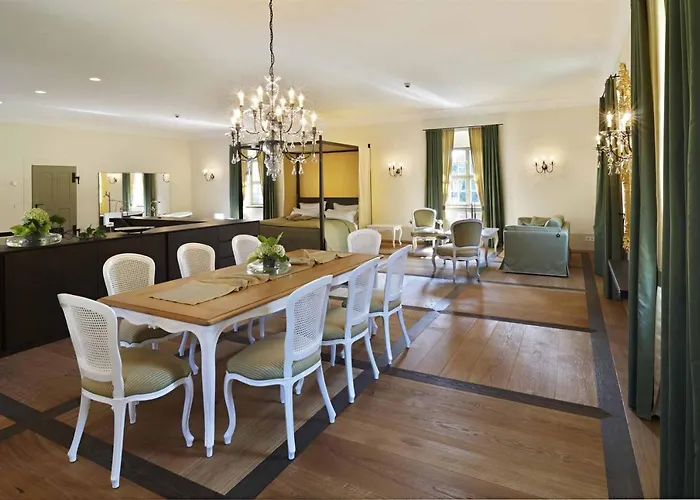 Pansiyon Barockschloss Rammenau